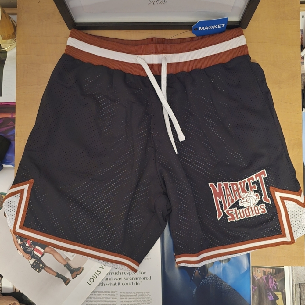 Market Studios Billdogs Mesh Shorts size Large NWT